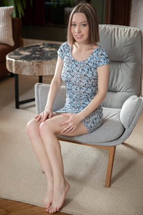 004 Up Close & Personal